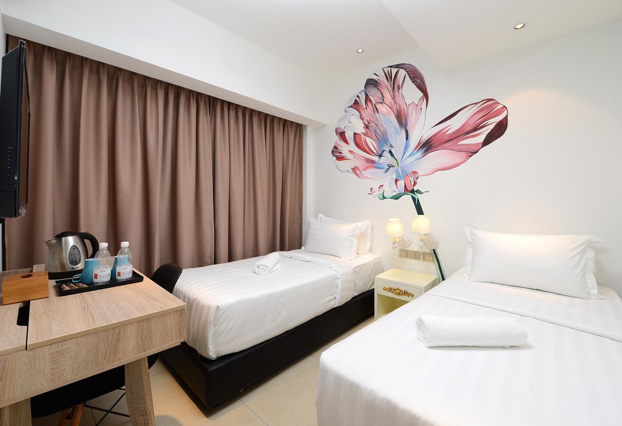 Hotel De Art Usj 21 Субанг-Джая Экстерьер фото